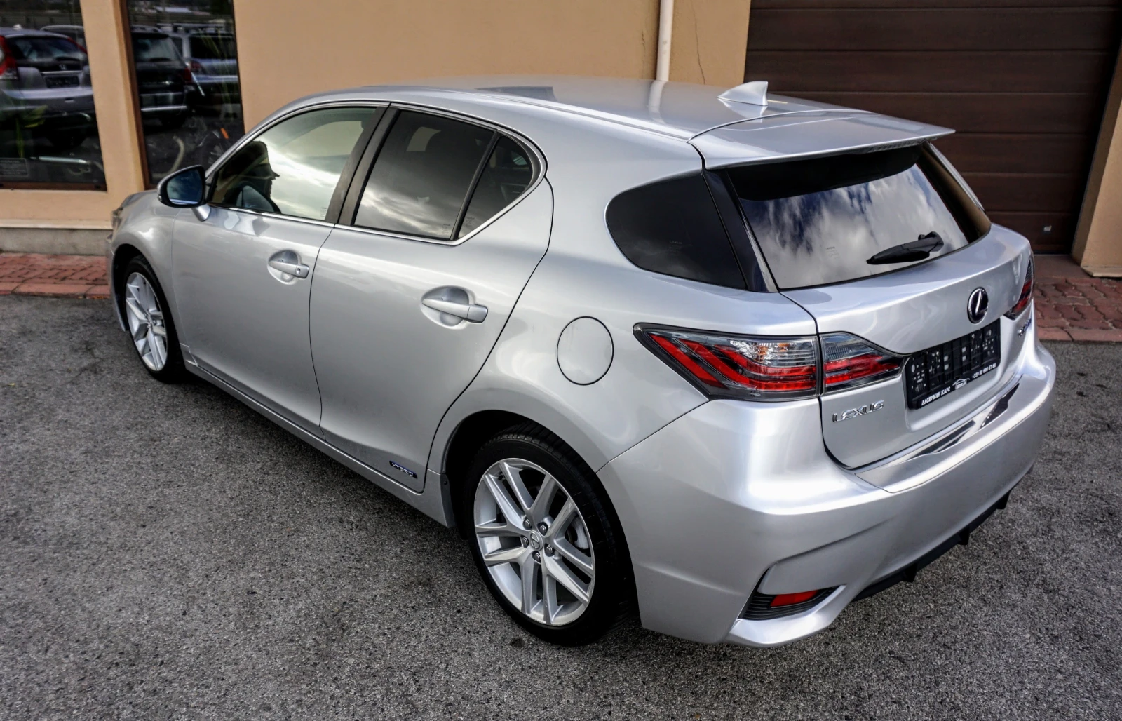 Lexus CT 200h 1.8HYBRID FACE LIFT EXECUTIVE CVT  - изображение 4