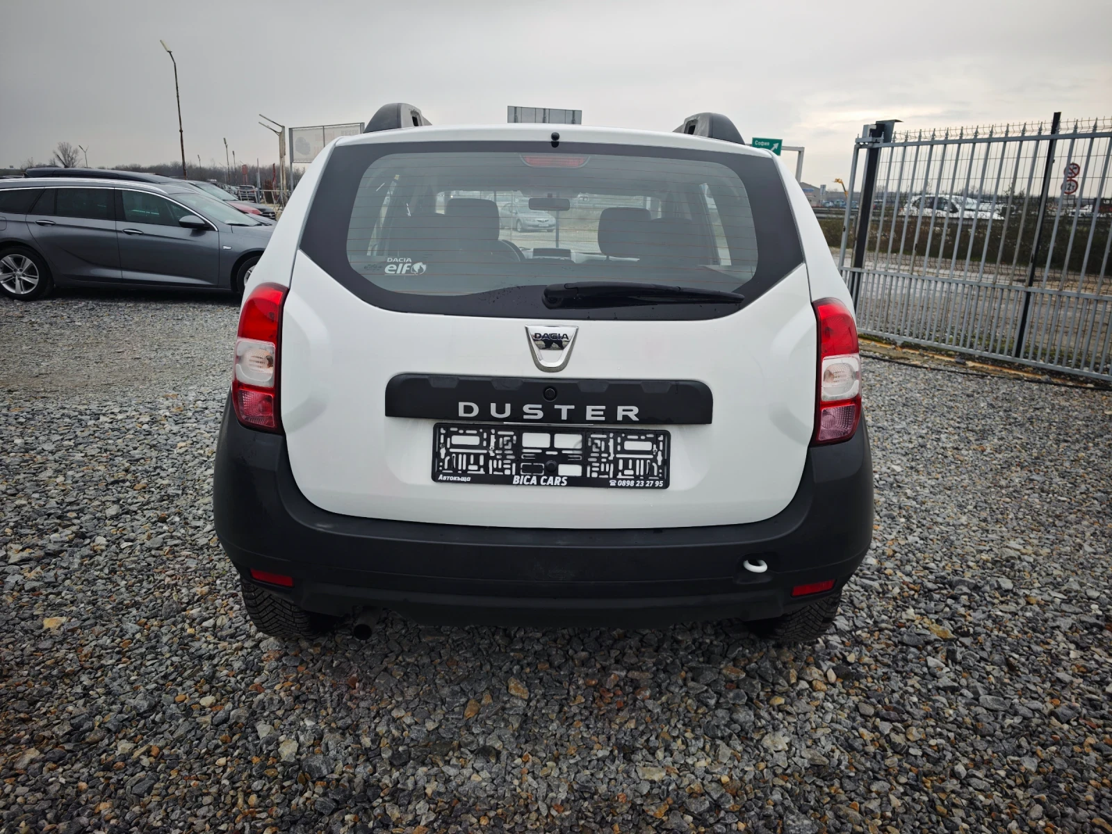 Dacia Duster 1.6i  - изображение 5