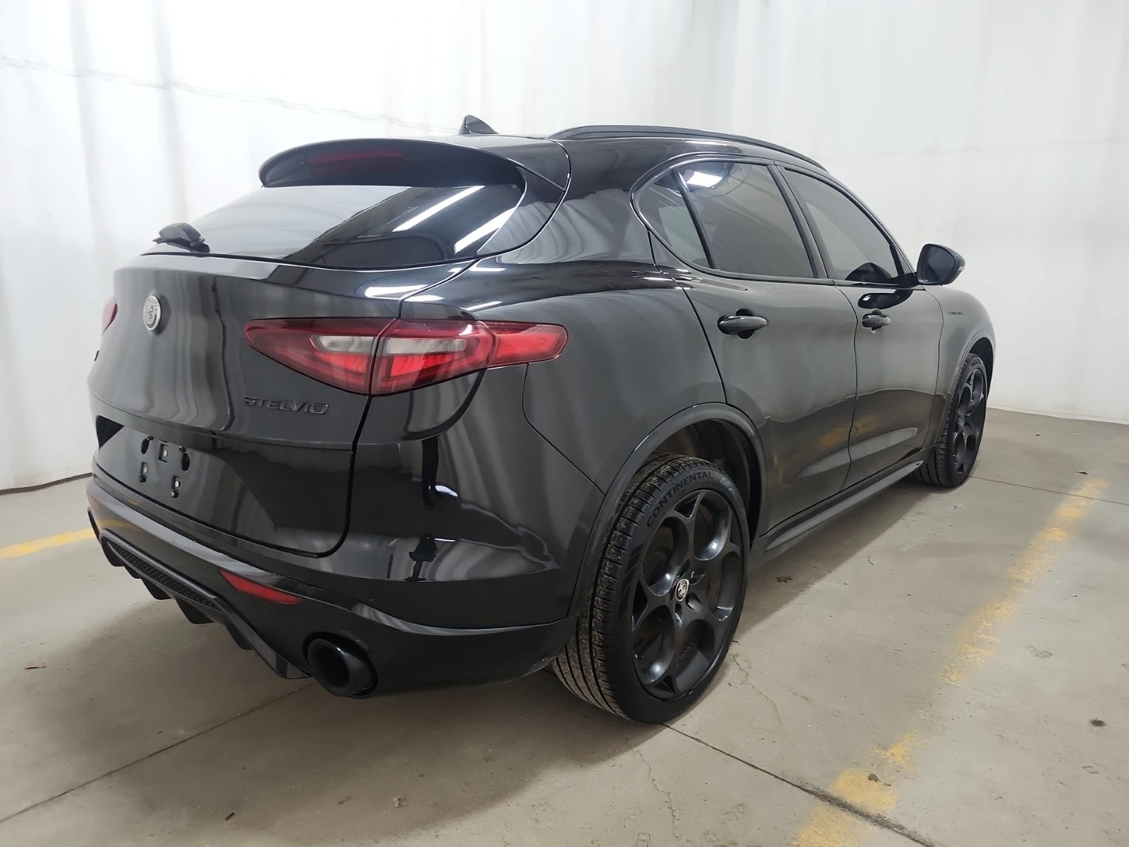 Alfa Romeo Stelvio Estrema AWD, снимка 3 - Автомобили и джипове - 54260569