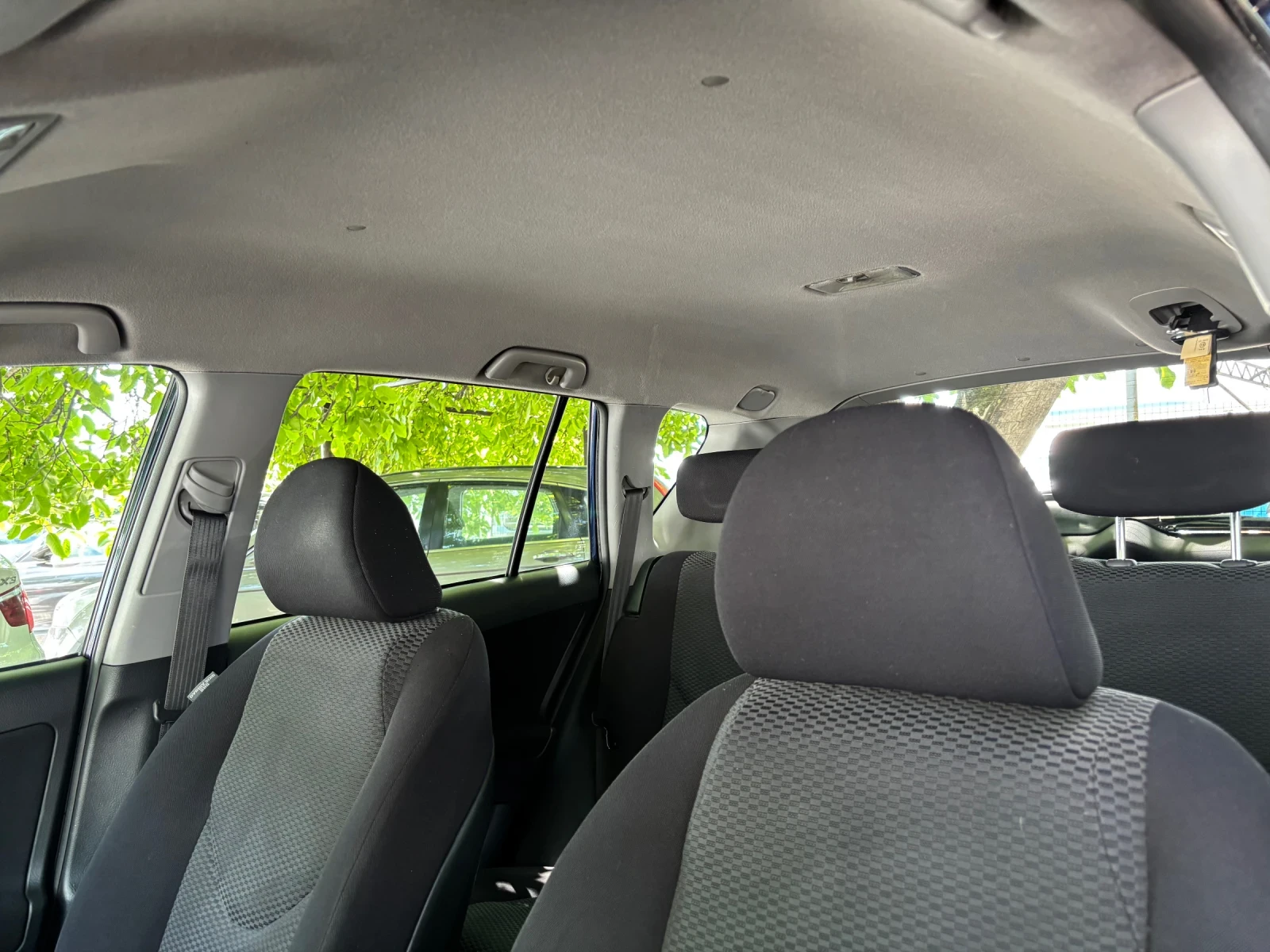 Toyota Rav4 2.2D4D-136k.s, снимка 13 - Автомобили и джипове - 54987387