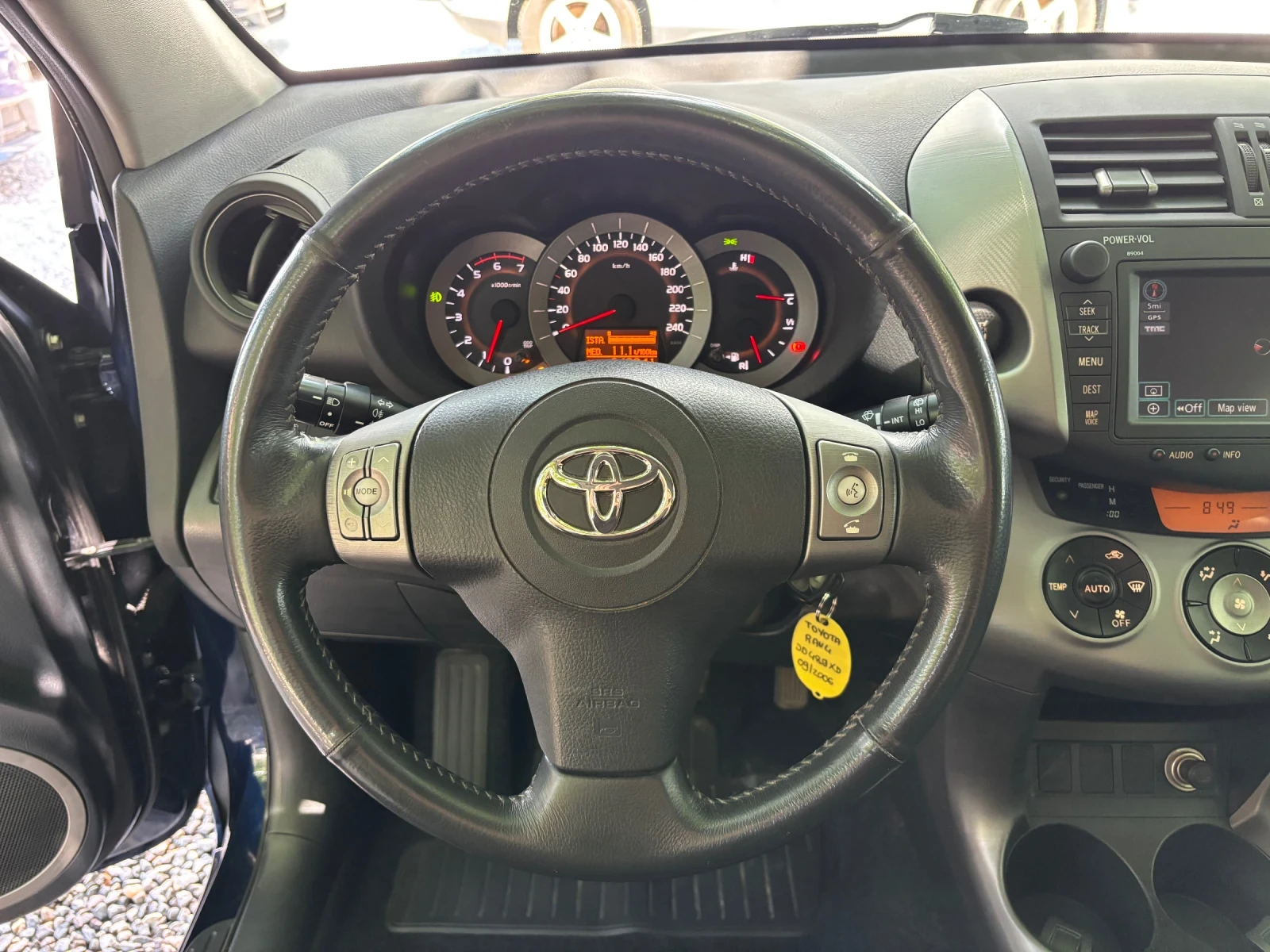 Toyota Rav4 2.2D4D-136k.s, снимка 10 - Автомобили и джипове - 54987387