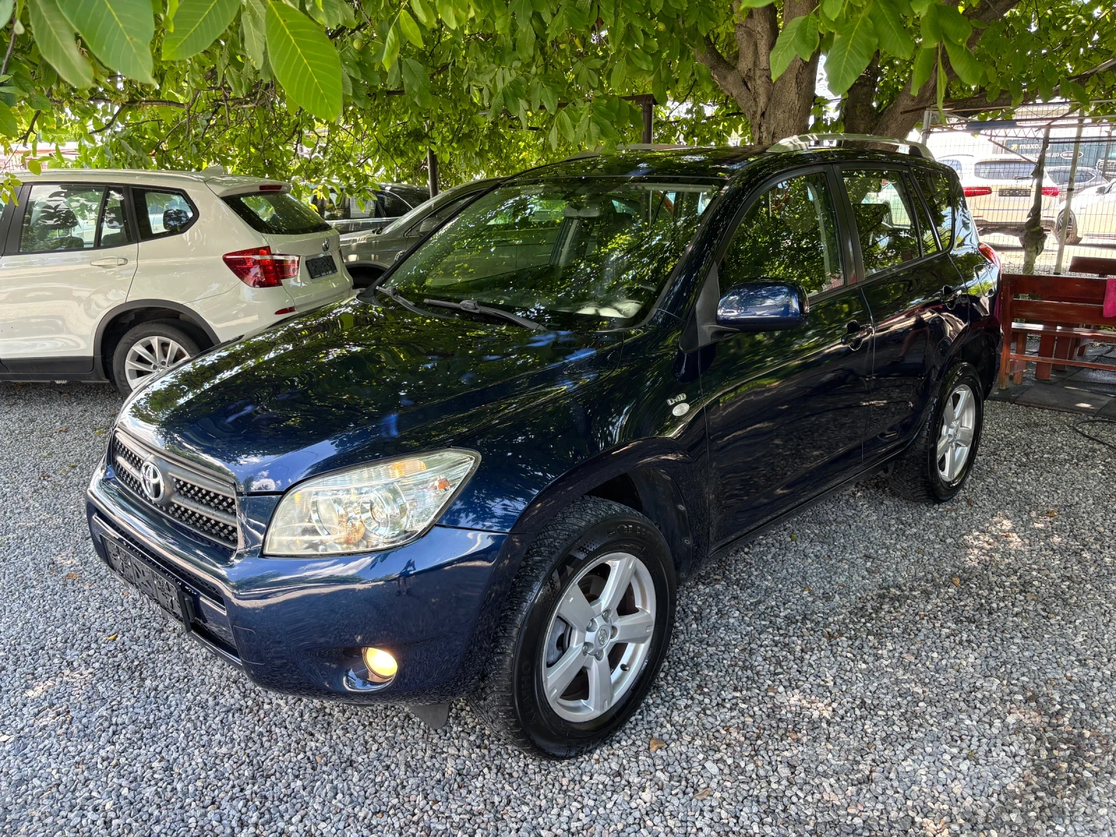 Toyota Rav4 2.2D4D-136k.s, снимка 3 - Автомобили и джипове - 54987387