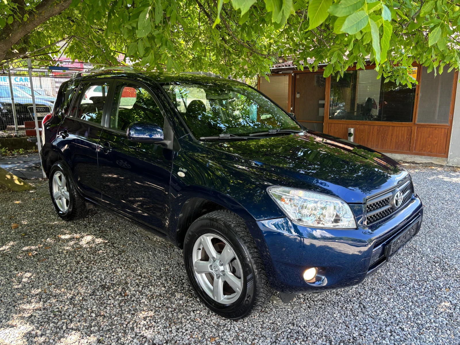 Toyota Rav4 2.2D4D-136k.s, снимка 2 - Автомобили и джипове - 54987387