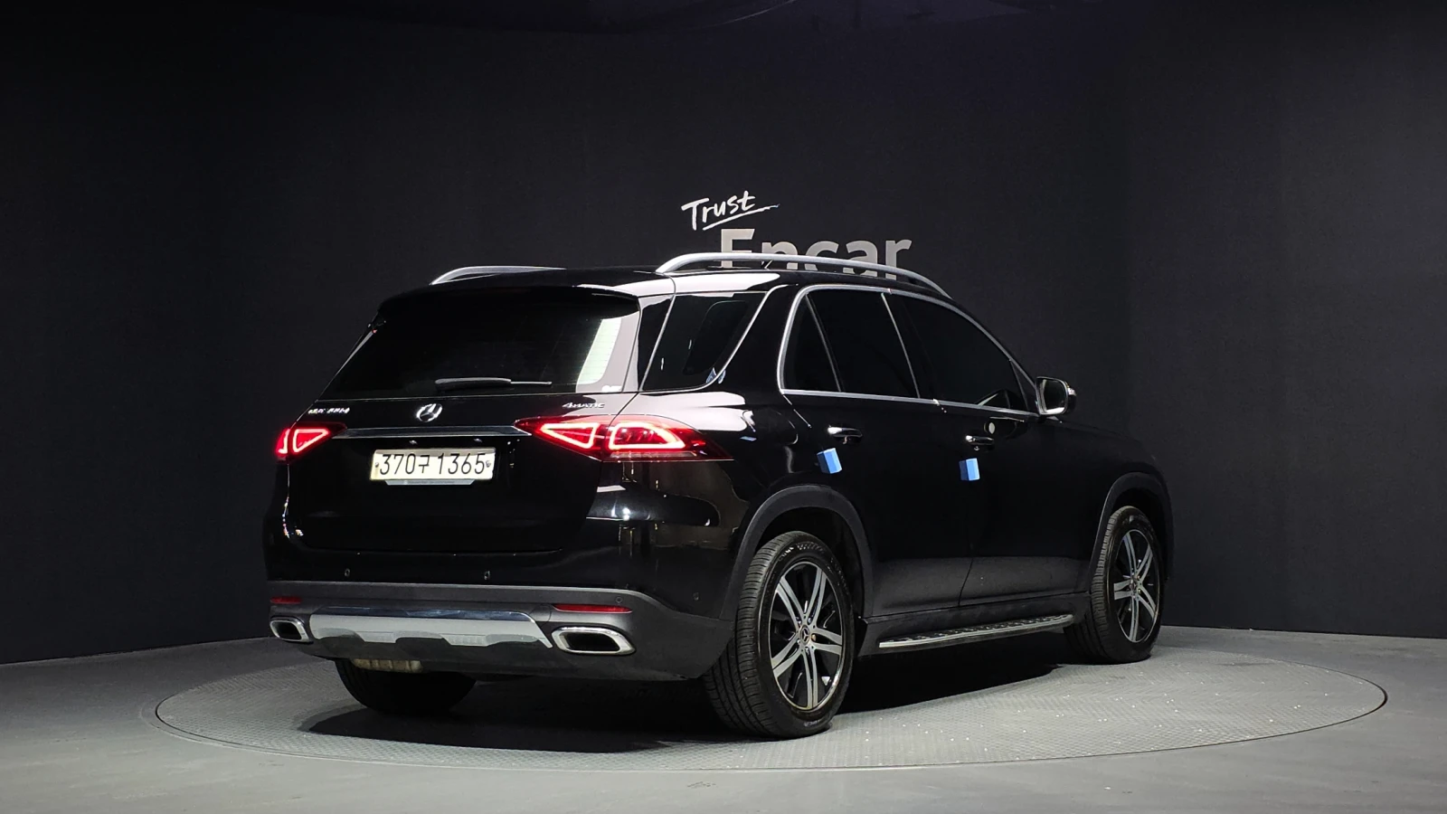 Mercedes-Benz GLE 300 2 опции за плащане предварително / при доставка, снимка 2 - Автомобили и джипове - 55070096
