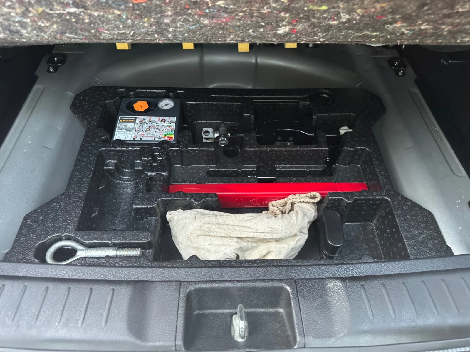 Suzuki Vitara 1.4T Boosterjet Sergio Cellano 4x4 Швейцария, снимка 17 - Автомобили и джипове - 55498823