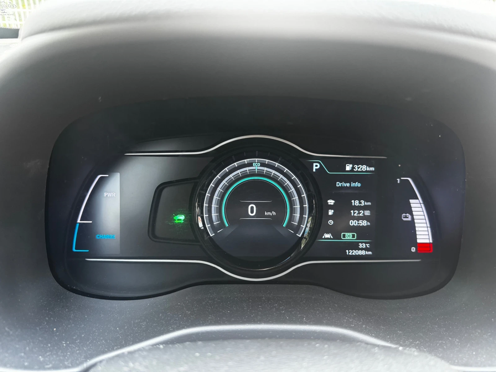 Hyundai Kona, снимка 5 - Автомобили и джипове - 55596521
