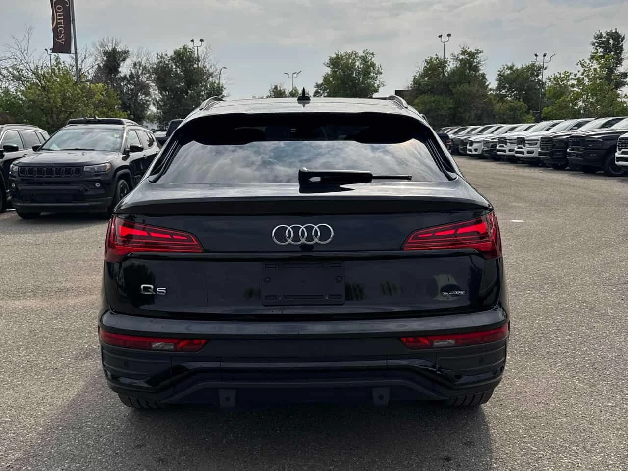 Audi Q5 * Progressiv * CARFAX * ОПЦИЯ ЗА ФИНАНСИРАНЕ , снимка 13 - Автомобили и джипове - 55724069