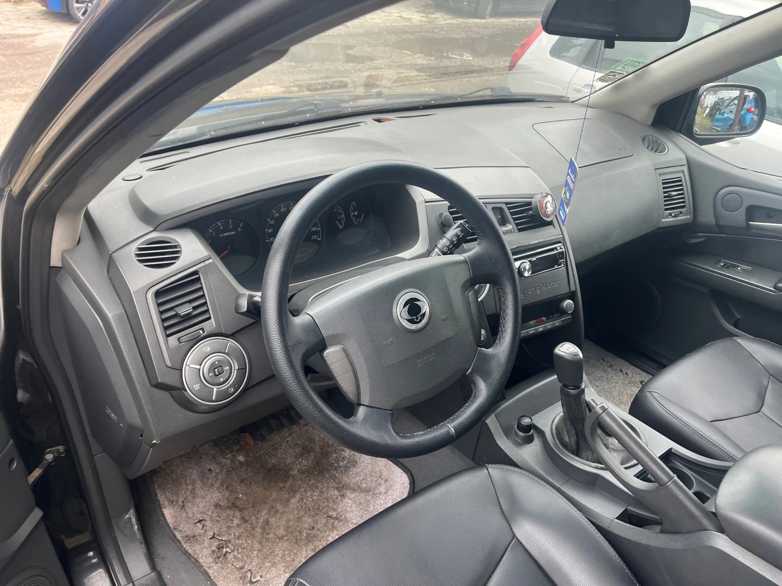 SsangYong Kyron, снимка 7 - Автомобили и джипове - 55845855
