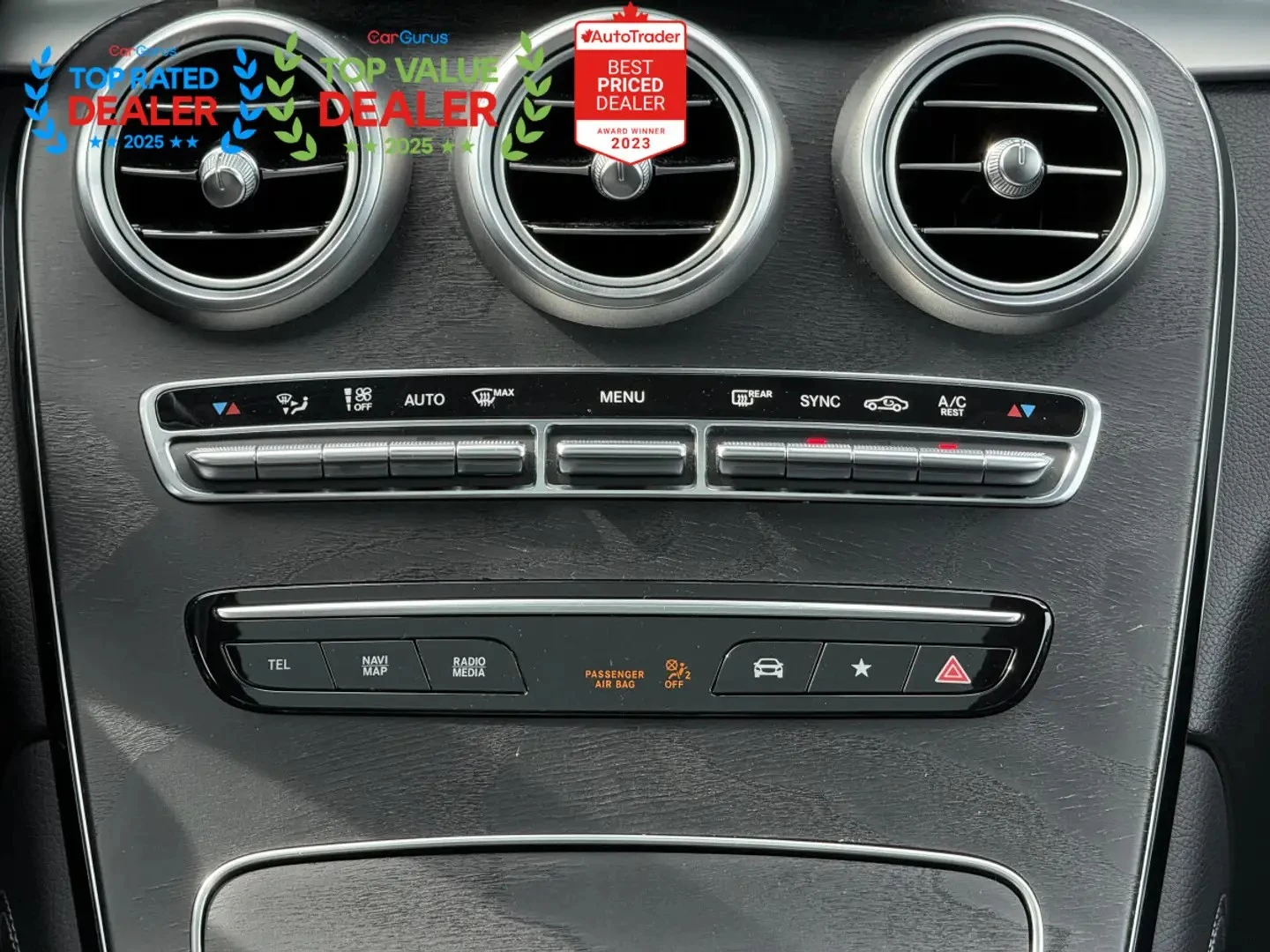 Mercedes-Benz GLC 300 4MATIC AMG PKG ЦЕНА ДО БЪЛГАРИЯ АВТОКРЕДИТ, снимка 14 - Автомобили и джипове - 56006041
