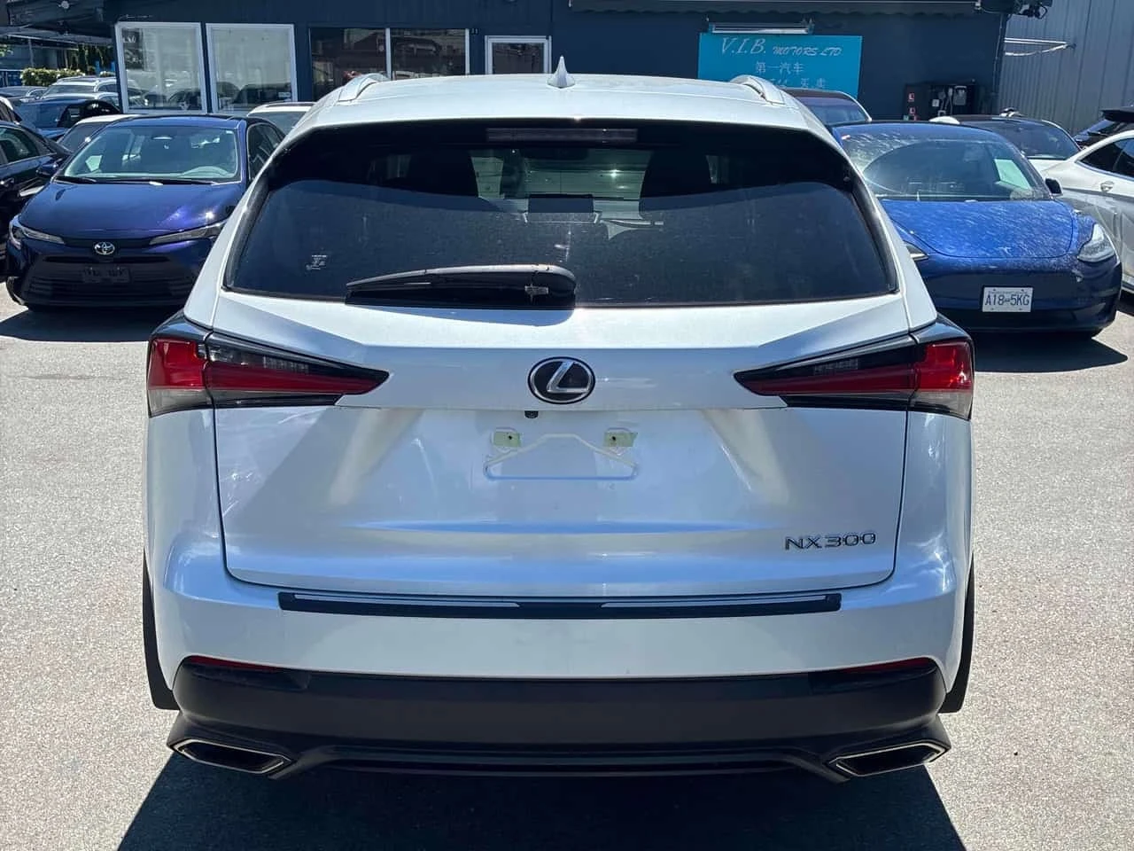 Lexus NX 300 * CARFAX * ОПЦИЯ ЗА ФИНАНСИРАНЕ, снимка 4 - Автомобили и джипове - 56273925