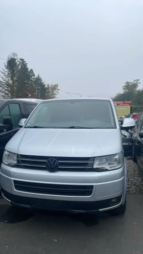     VW Caravelle