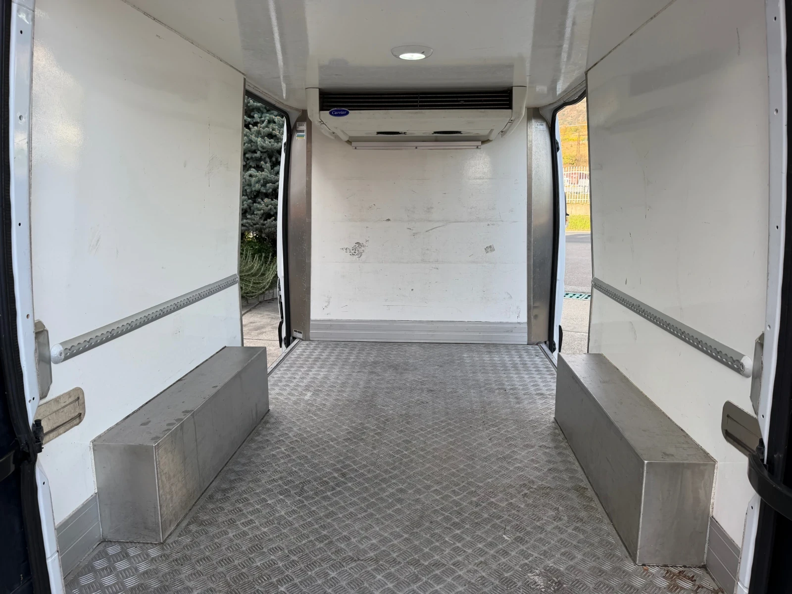 Mercedes-Benz Sprinter 314 CDI* Климатик* Хладилен+ Ток* 2хСтранични врати, снимка 11 - Бусове и автобуси - 56432263