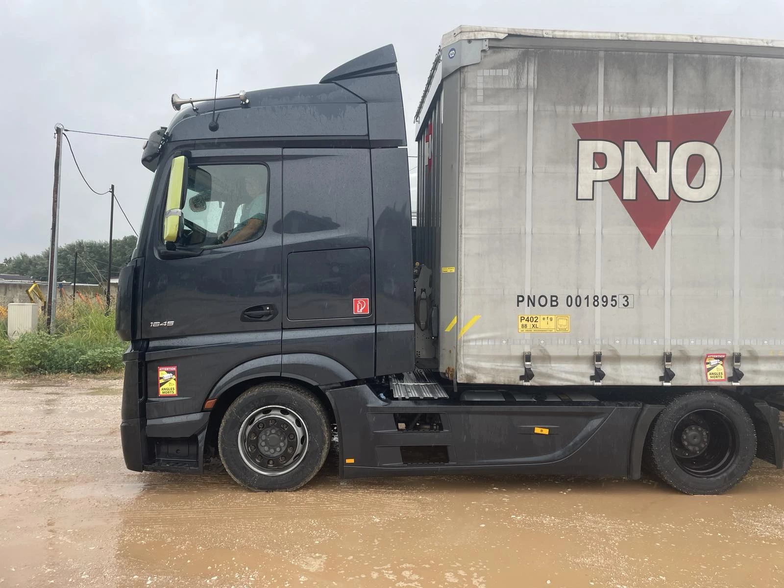 Mercedes-Benz Actros 1845 - изображение 5