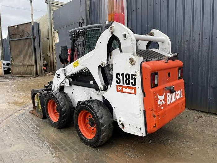 Мини челни товарачи Bobcat S185, снимка 4 - Индустриална техника - 48520787