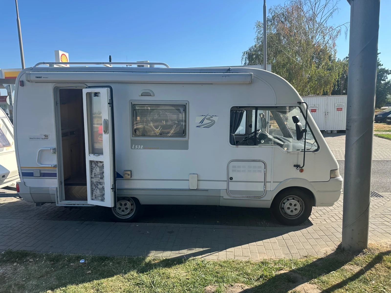 Кемпер Burstner Elegance 532-l, снимка 3 - Каравани и кемпери - 55624159