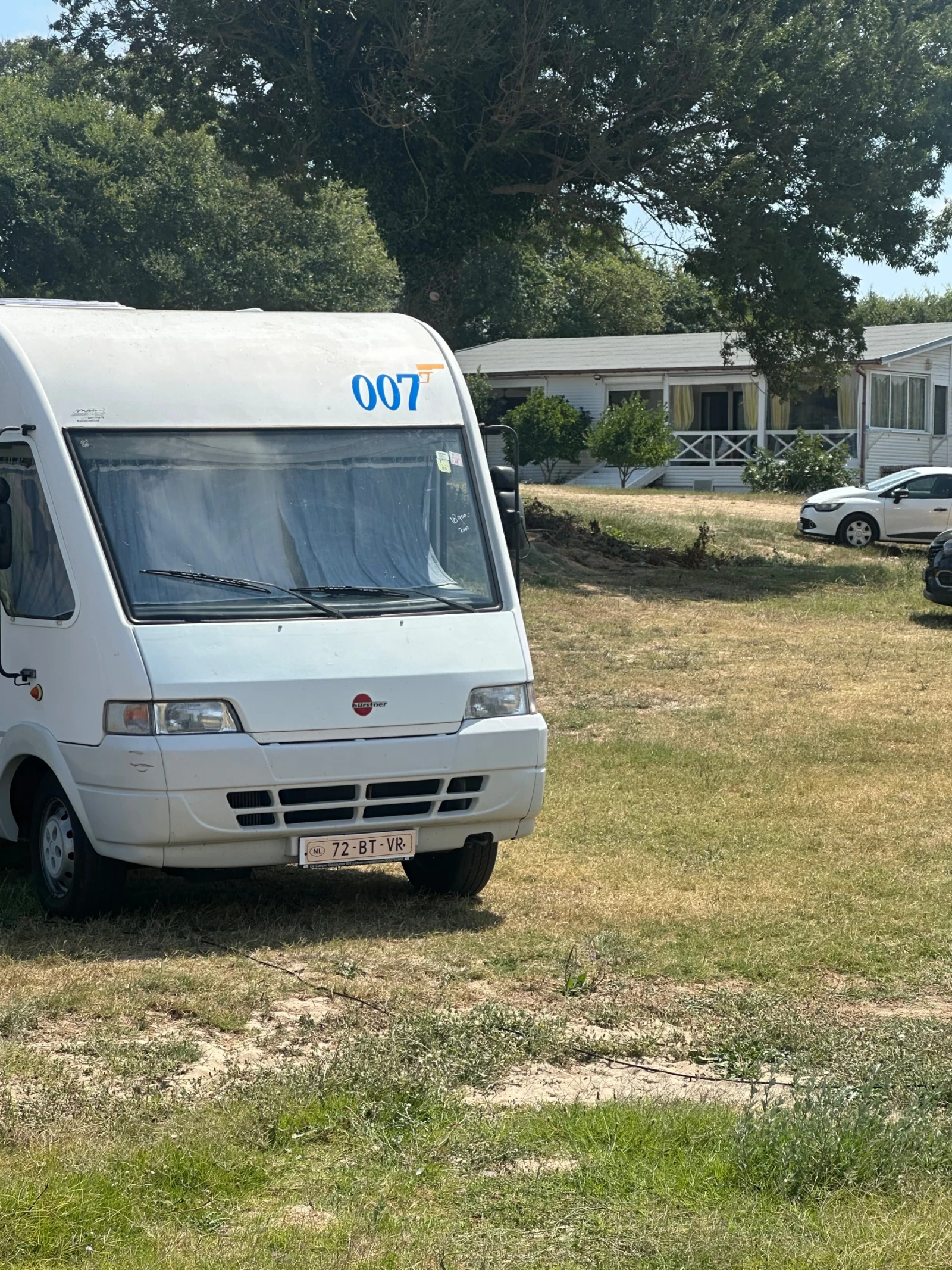 Кемпер Burstner Elegance 532-l
