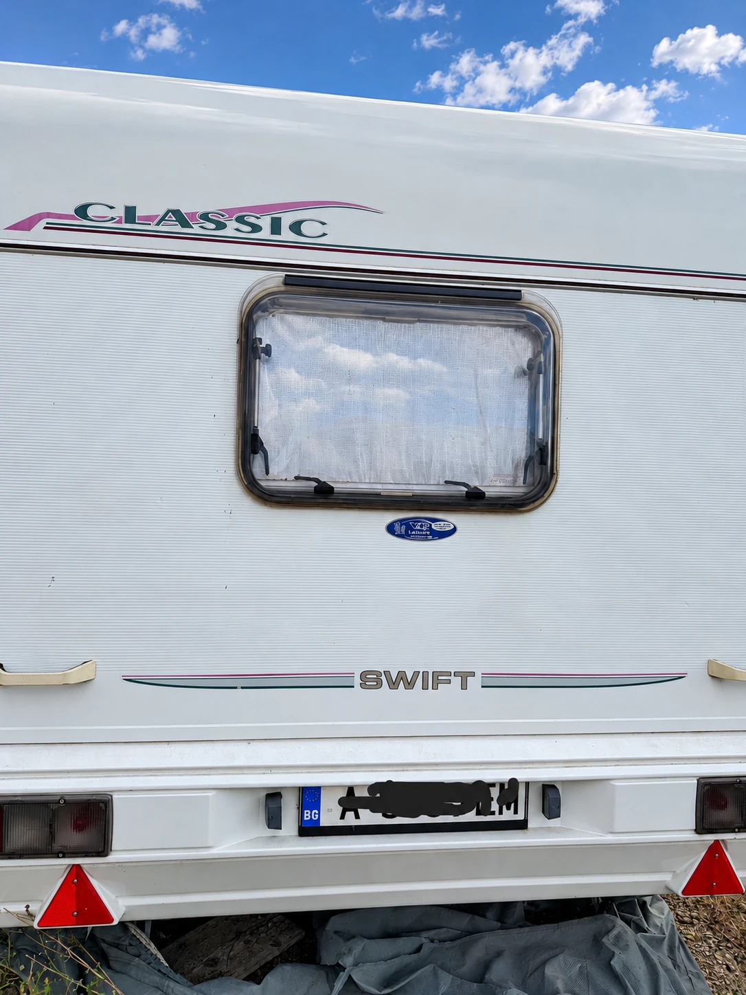 Каравана Swift Classic Baronette, снимка 16 - Каравани и кемпери - 56562941