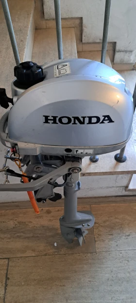 Извънбордов двигател Honda  - изображение 1