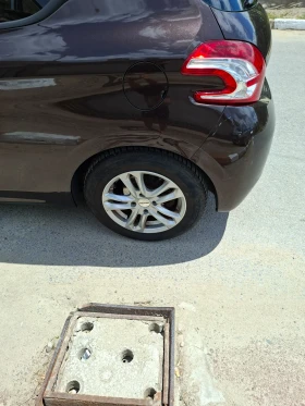 Peugeot 208, снимка 12