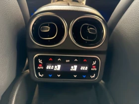 Обява за продажба на Mercedes-Benz C 300 d 4Matic = AMG Line = Premium Гаранция ~ 117 408 лв. - изображение 10