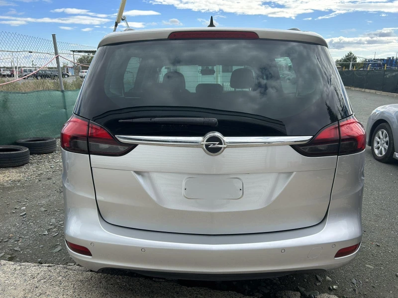 Opel Zafira 1.6d, снимка 5 - Автомобили и джипове - 47406661