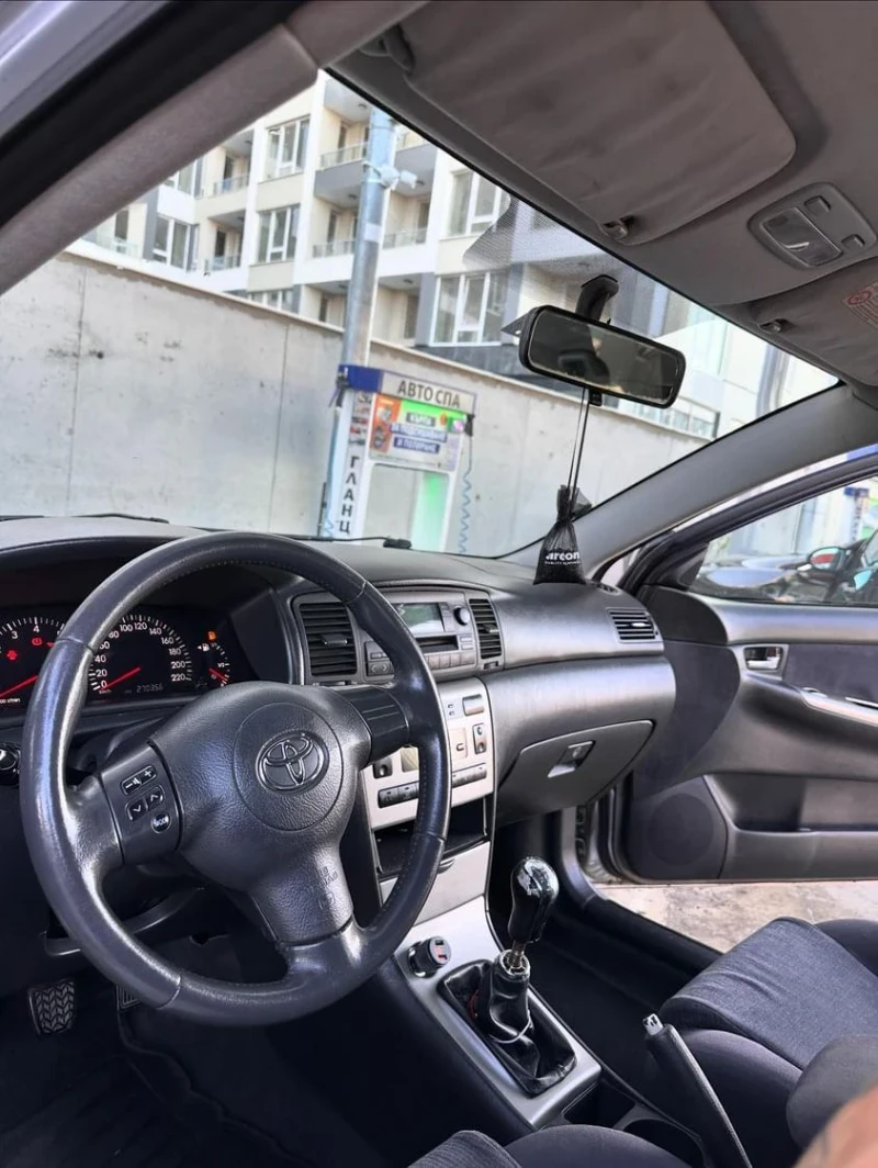 Toyota Corolla, снимка 6 - Автомобили и джипове - 47432651