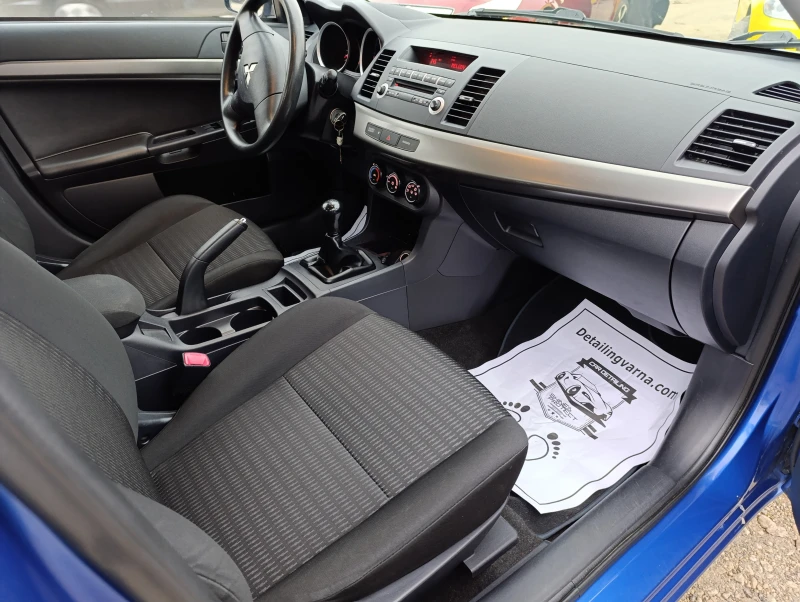 Mitsubishi Lancer 1.6 ШВЕЙЦАРИЯ, снимка 10 - Автомобили и джипове - 47977654