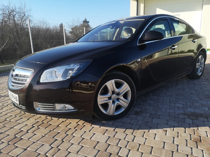 Opel Insignia cosmo 4x4, снимка 2 - Автомобили и джипове - 49495735