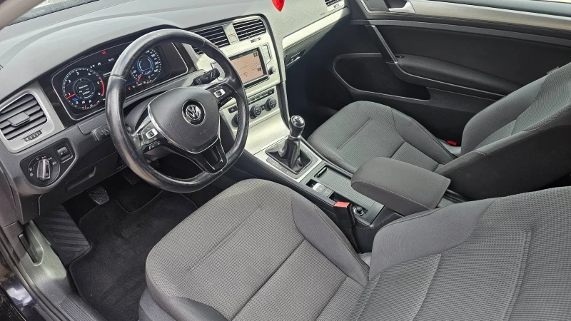 VW Golf Virtual cockpit, Distronic, Lane Assist, Camera, снимка 12 - Автомобили и джипове - 49510697