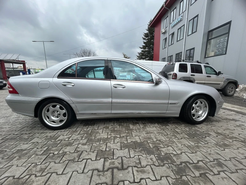 Mercedes-Benz C 200, снимка 5 - Автомобили и джипове - 51365751