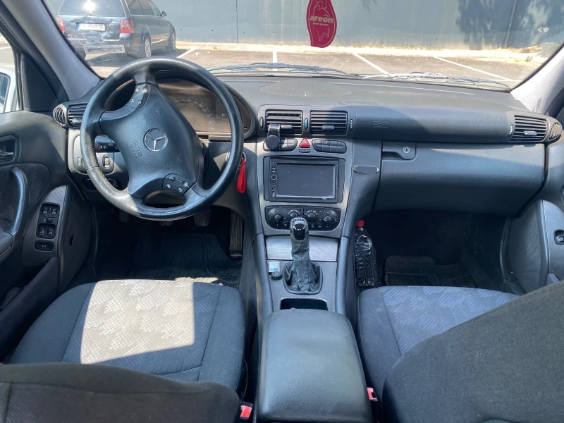Mercedes-Benz C 200, снимка 8 - Автомобили и джипове - 51365751