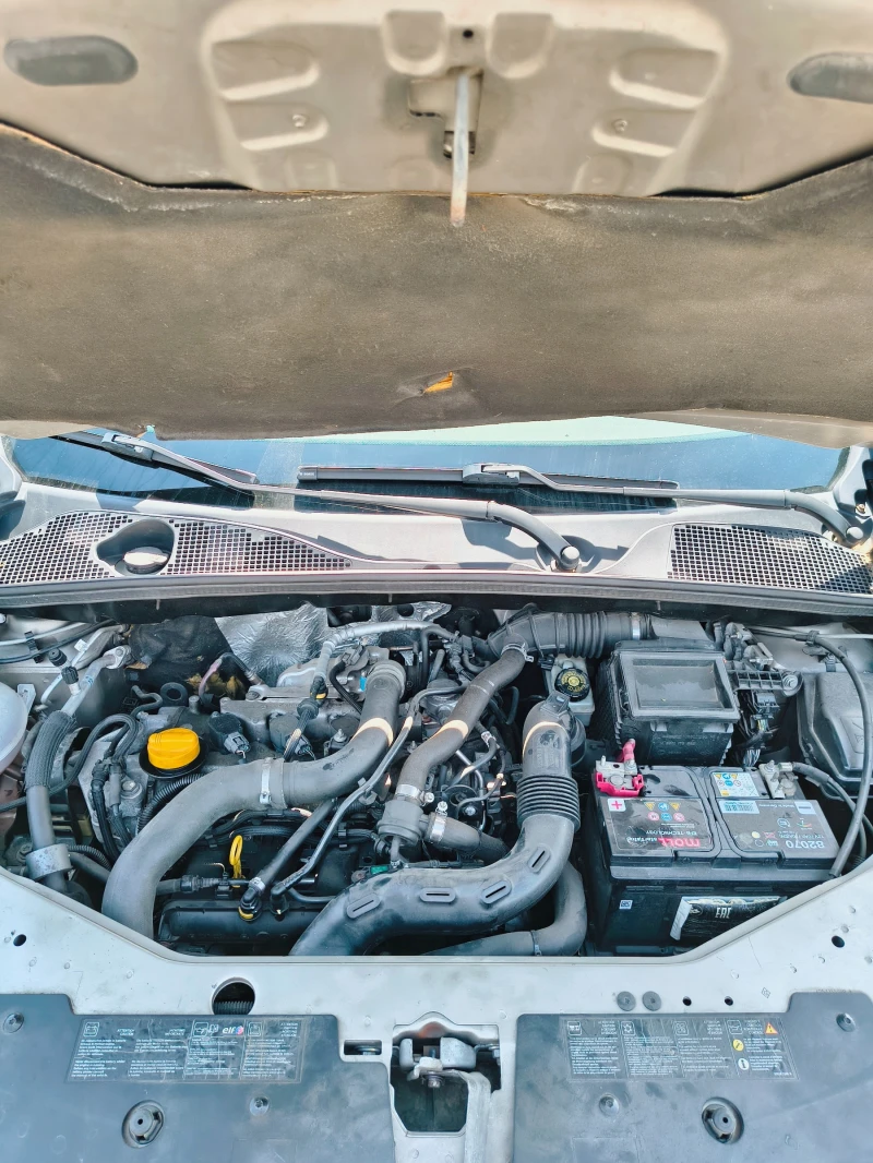 Dacia Lodgy 1.2 TCe, снимка 15 - Автомобили и джипове - 52698002