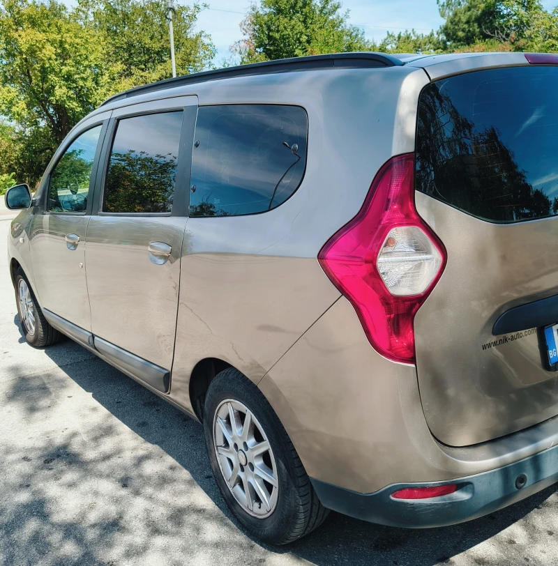 Dacia Lodgy 1.2 TCe, снимка 4 - Автомобили и джипове - 52698002