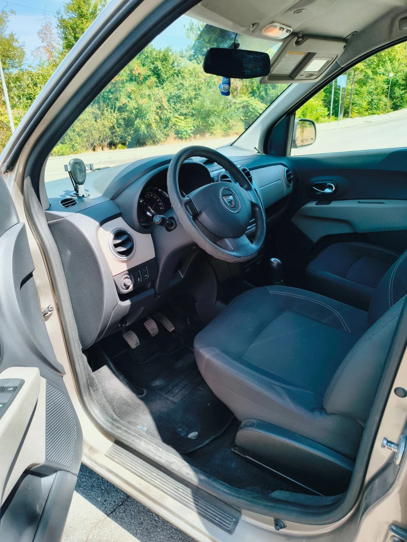 Dacia Lodgy 1.2 TCe, снимка 7 - Автомобили и джипове - 52698002