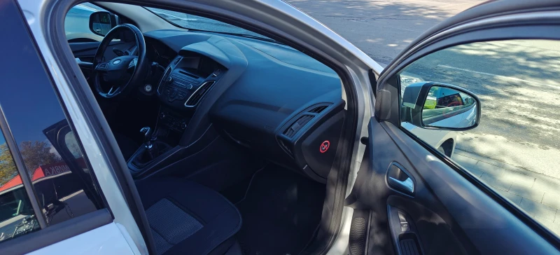 Ford Focus, снимка 12 - Автомобили и джипове - 52894474