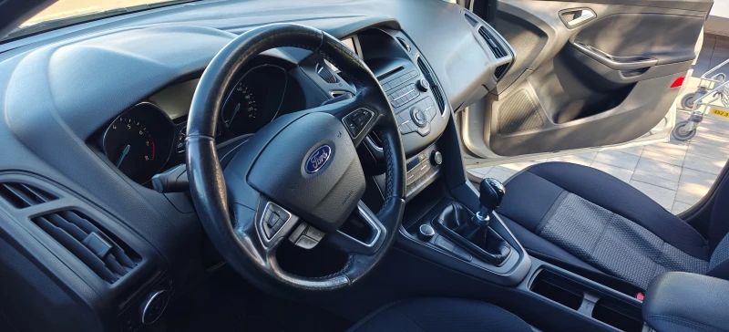 Ford Focus, снимка 10 - Автомобили и джипове - 52894474