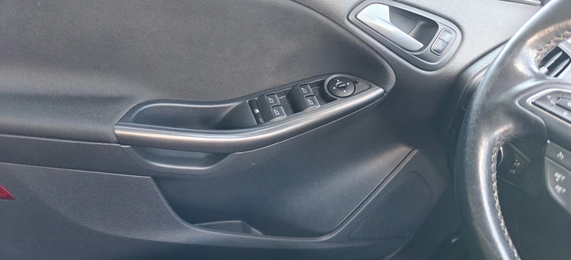 Ford Focus, снимка 11 - Автомобили и джипове - 52894474
