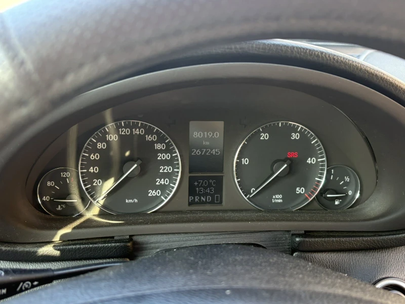 Mercedes-Benz C 220, снимка 16 - Автомобили и джипове - 52949754