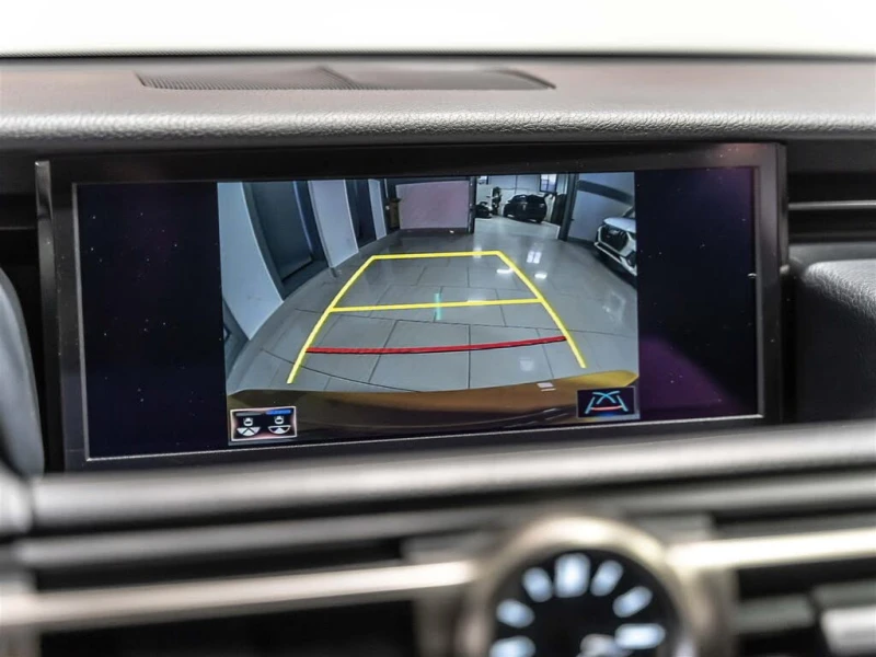 Lexus RC 300 F SPORT * CARFAX * АвтоКредит* (ЦЕНА ДО БГ), снимка 13 - Автомобили и джипове - 53252474