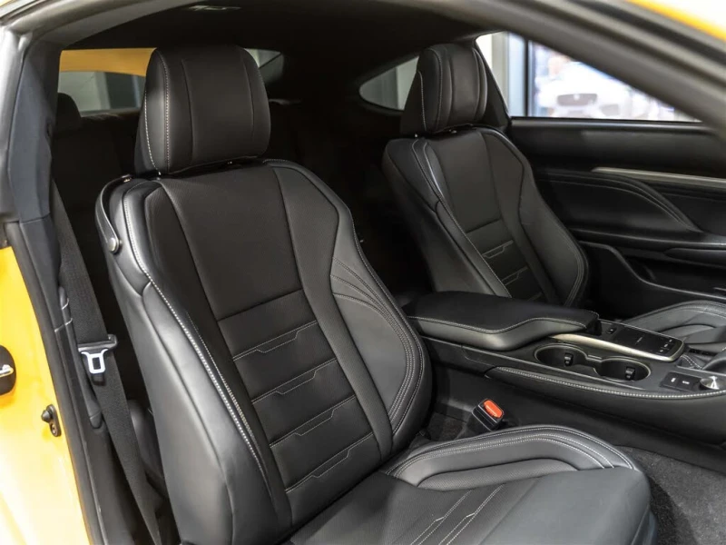 Lexus RC 300 F SPORT * CARFAX * АвтоКредит* (ЦЕНА ДО БГ), снимка 6 - Автомобили и джипове - 53252474