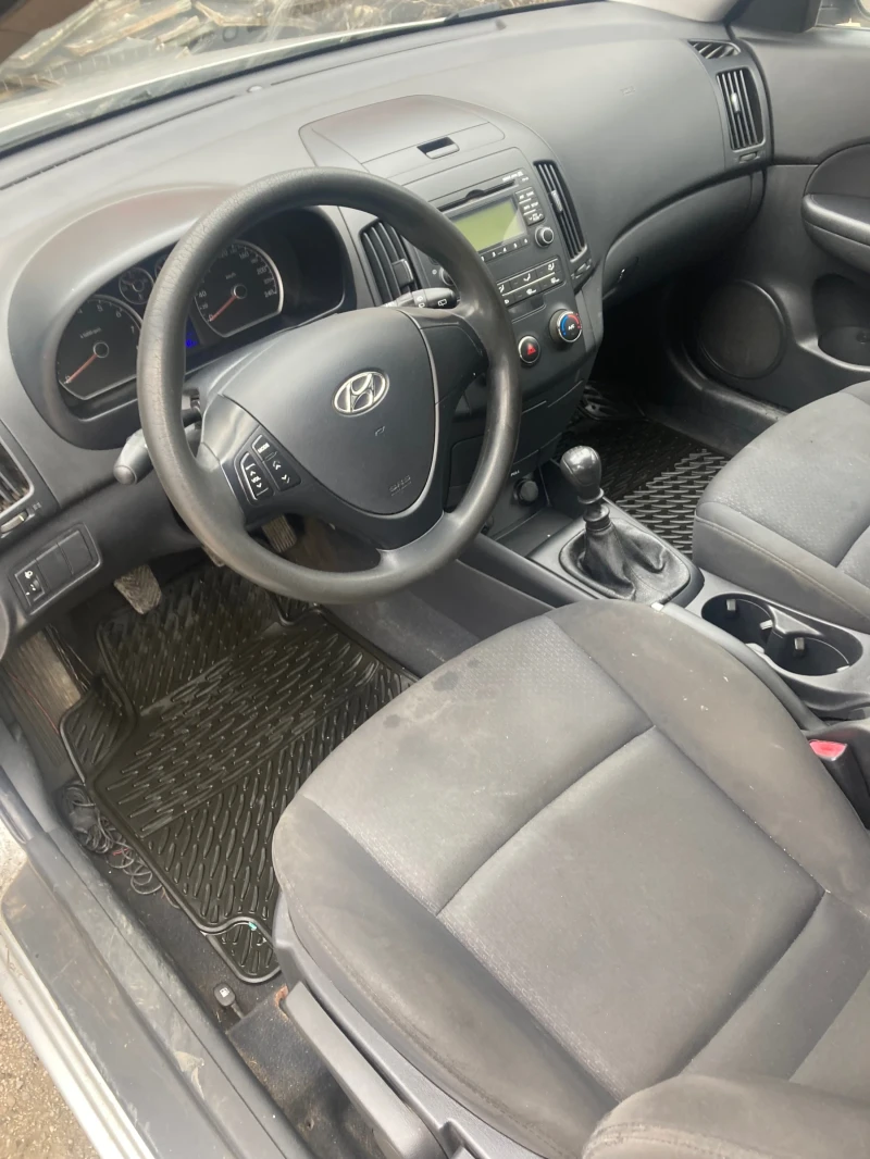 Hyundai I30 1.4, снимка 5 - Автомобили и джипове - 53491627