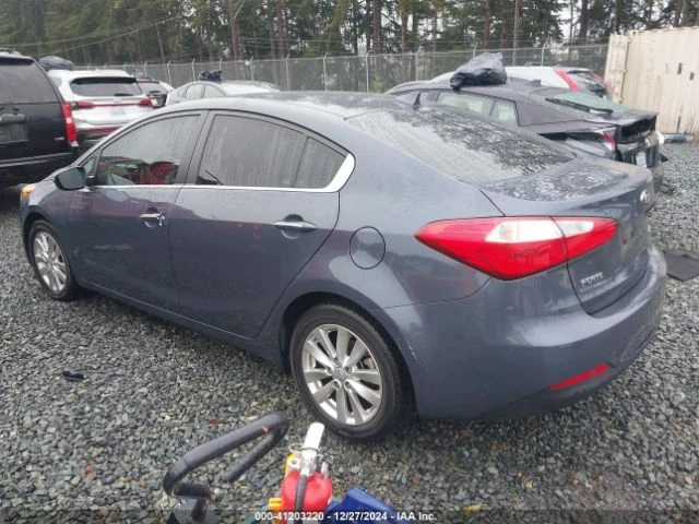 Kia Forte  EX, снимка 3 - Автомобили и джипове - 49191569