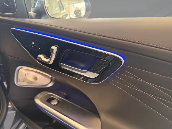 Mercedes-Benz C 300 d 4Matic = AMG Line = Premium Гаранция - изображение 9