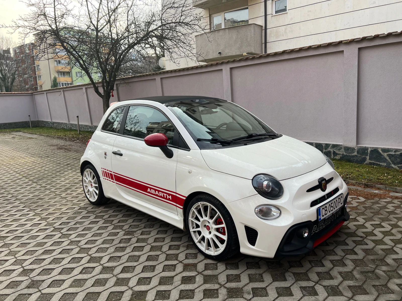 Abarth 595 Pista Cabrio  - изображение 10