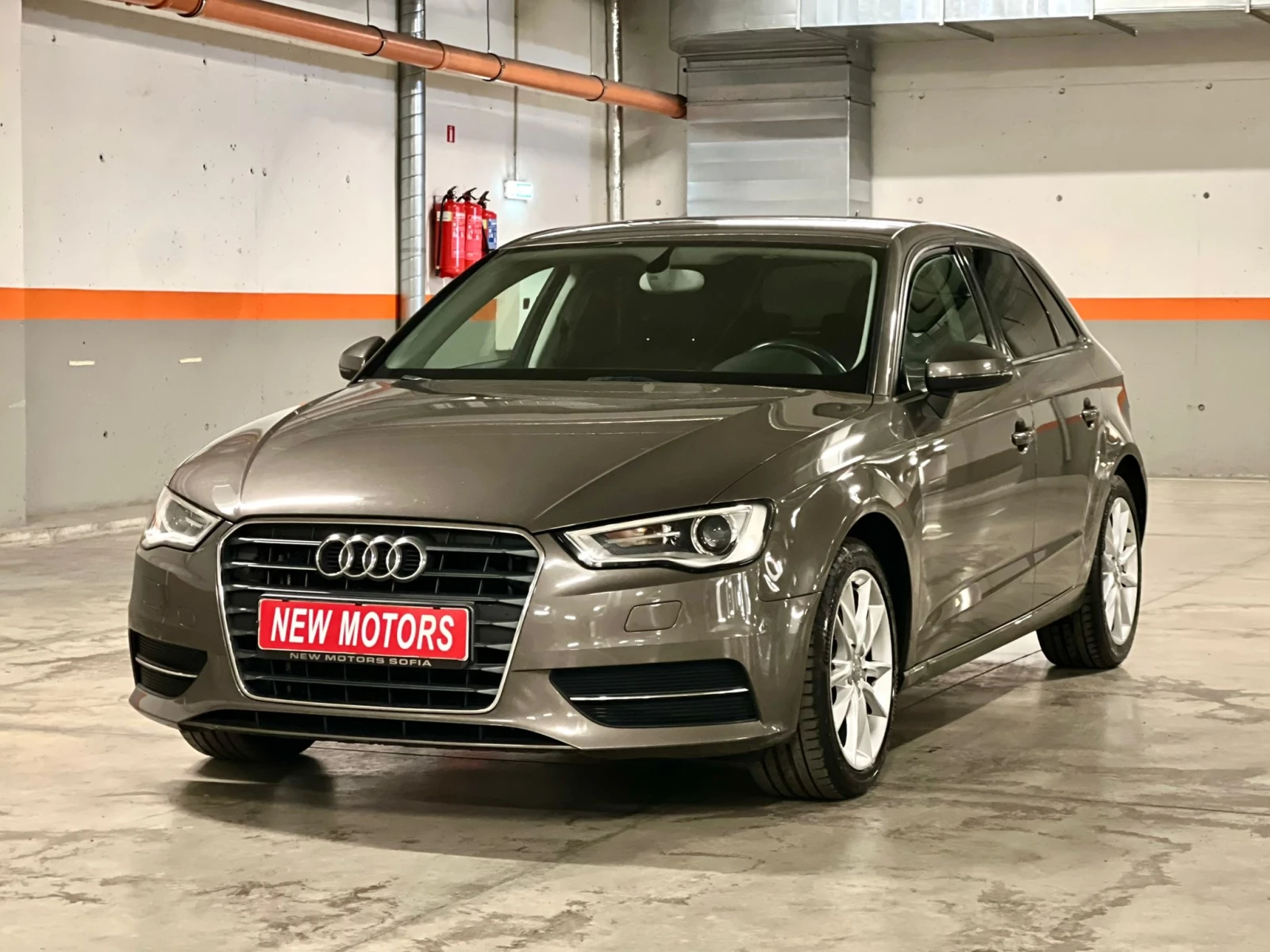 Audi A3 1.8 бензин Лизинг през Уникредит по 365 лева - [1] 