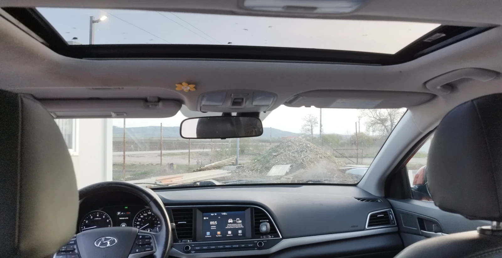Hyundai Elantra 2.0 DOHC - изображение 9