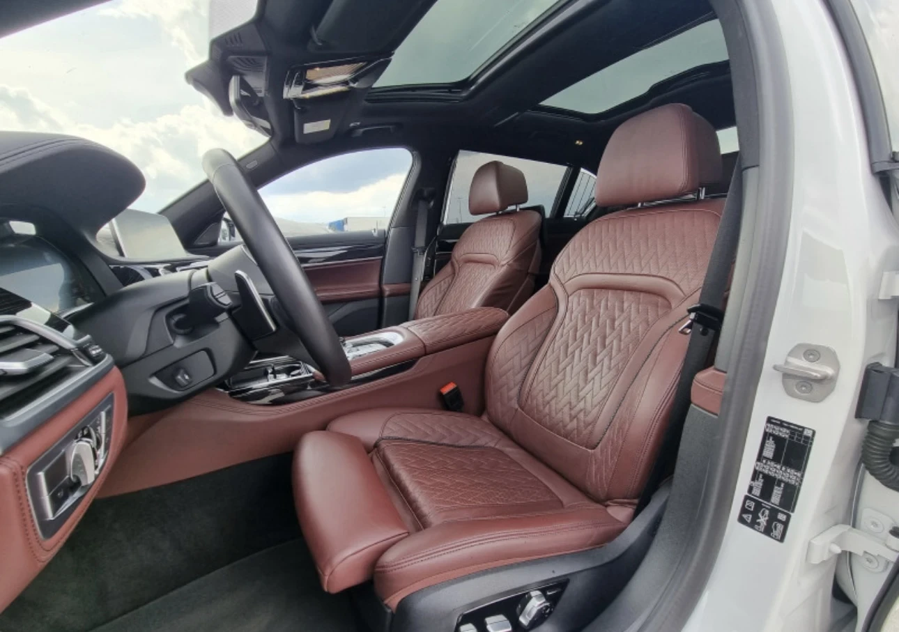 BMW 750  - изображение 10