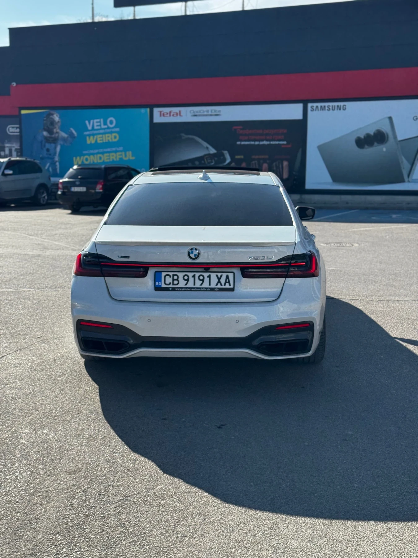 BMW 750  - изображение 5