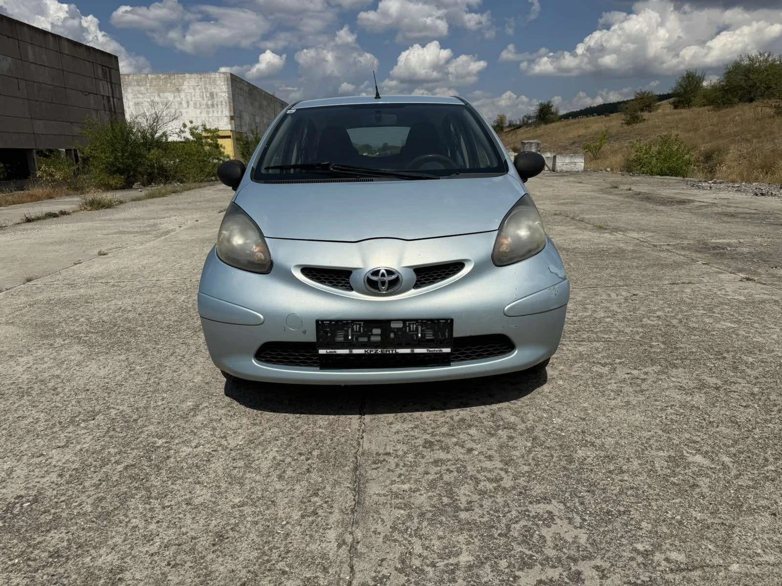 Toyota Aygo 1.0 - изображение 3