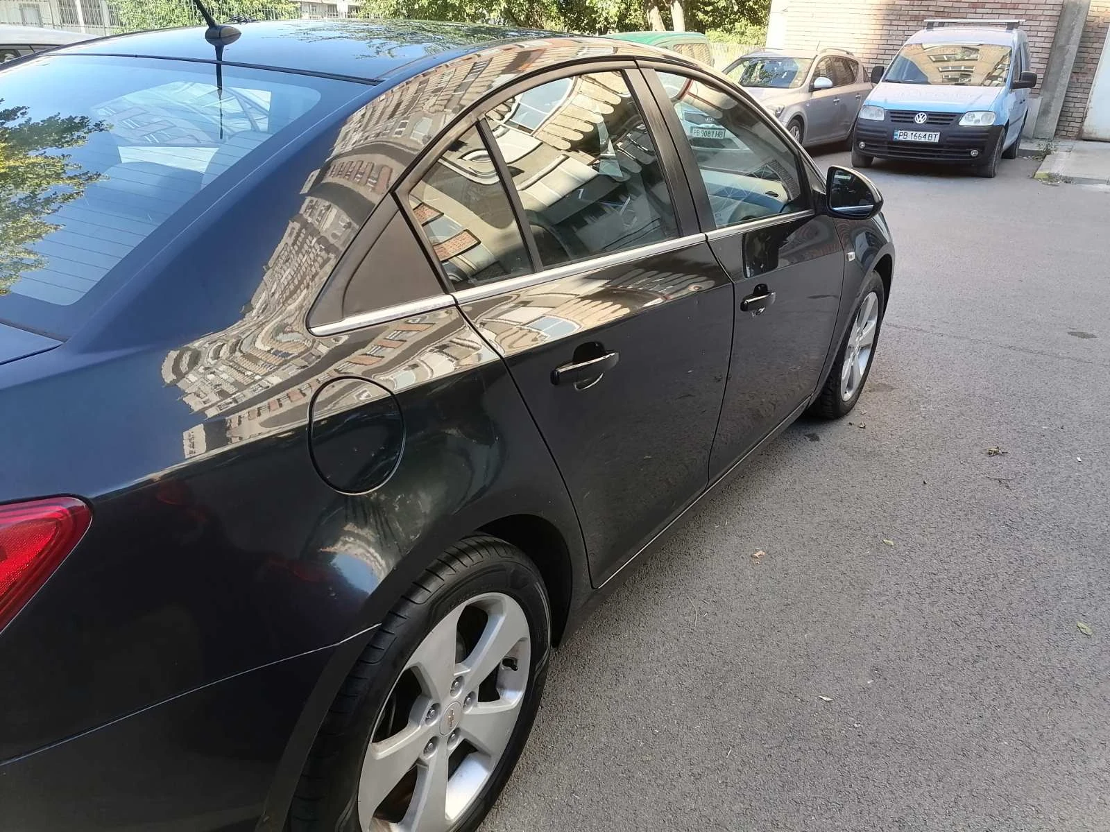 Chevrolet Cruze  - изображение 4